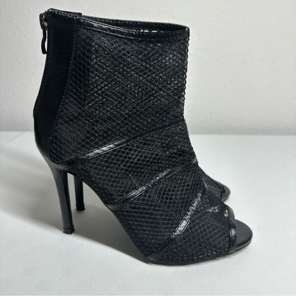 Nicole Miller Black Stiletto Mesh Peep Toe Ankle Boots Booties Size 7,5 - Picture 1 of 12